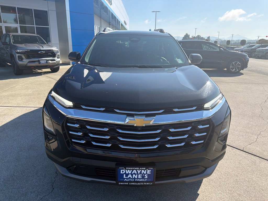 Used 2025 Chevrolet Equinox LT w/ Convenience Package II AWD/4WD image 9
