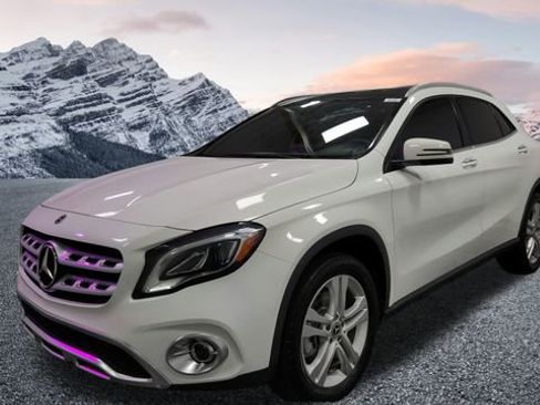 Used 2020 Mercedes-Benz GLA 250 4MATIC image 1