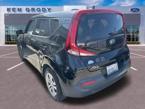 Used 2020 Kia Soul LX FWD image 5