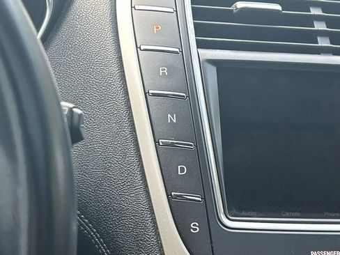 Used 2017 Lincoln MKX Reserve image 51