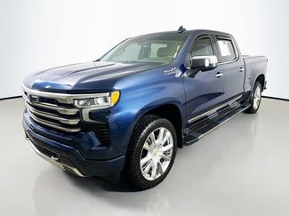 Used 2022 Chevrolet Silverado 1500 High Country w/ High Country Premium Package video 3