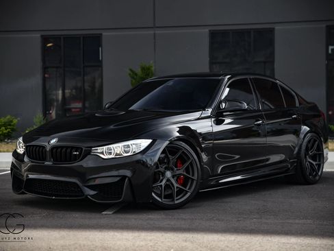 Used 2017 BMW M3 RWD image 3
