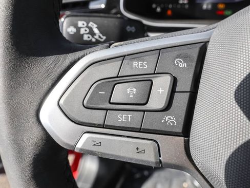 New 2026 Volkswagen Jetta SE FWD image 27