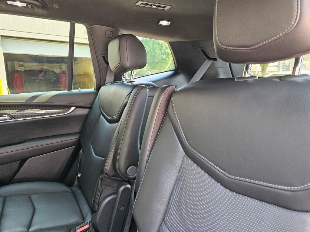 Used 2024 Cadillac XT6 Sport w/ Technology Package AWD/4WD image 22