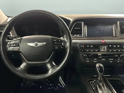 Used 2016 Hyundai Genesis 3.8 w/ Option Group 02 RWD image 10