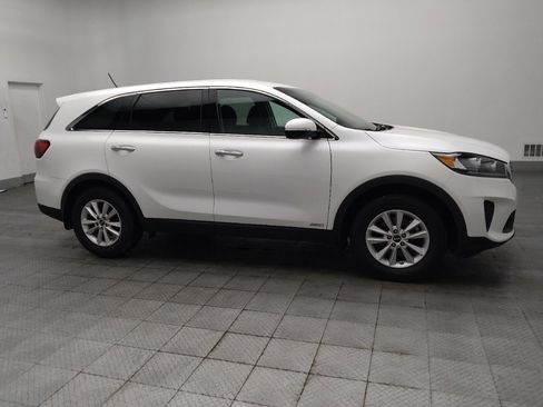 Used 2019 Kia Sorento AWD image 10