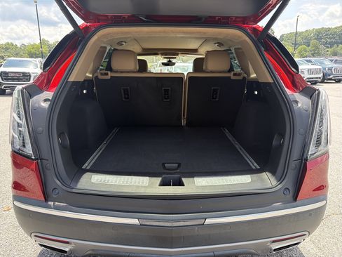 Used 2022 Cadillac XT5 Premium Luxury w/ Platinum Package FWD image 19