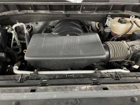 Used 2025 Chevrolet Silverado 1500 LT image 37