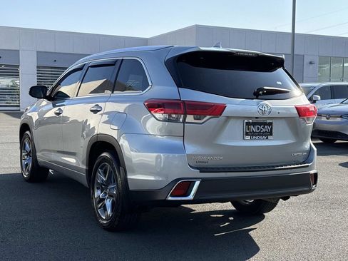 Used 2018 Toyota Highlander Limited Platinum AWD/4WD image 6