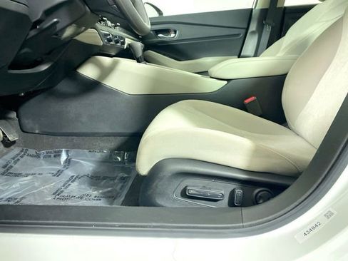 Certified 2024 Honda Accord EX image 22