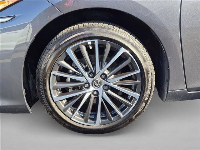 Used 2025 Lexus ES 350 w/ Premium Package FWD image 24