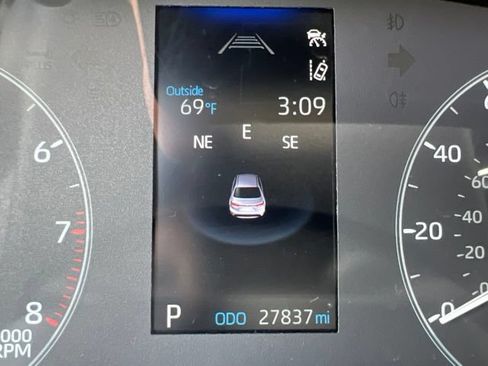 Used 2025 Toyota Corolla LE FWD image 15