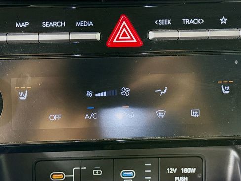 Used 2025 Hyundai Tucson SEL FWD image 20