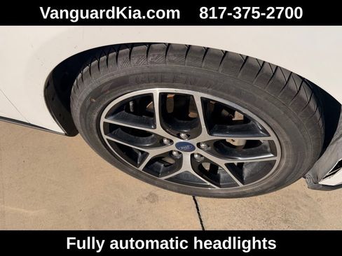 Used 2017 Ford Focus SEL image 11