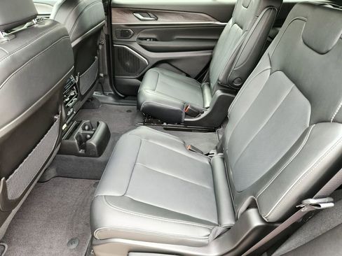 New 2025 Jeep Grand Cherokee L Overland w/ Trailer Tow Package image 24