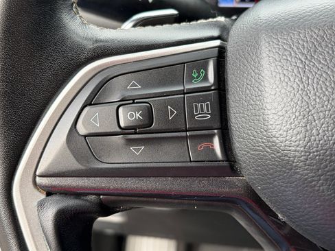 Used 2022 Jeep Grand Cherokee L Laredo AWD/4WD image 21