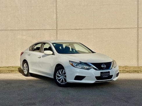Used 2018 Nissan Altima 2.5 S w/ S Convenience Package image 2