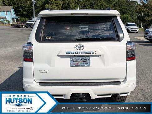 Used 2022 Toyota 4Runner TRD Sport image 8
