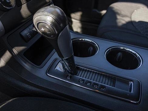 Used 2012 Chevrolet Traverse LT image 20