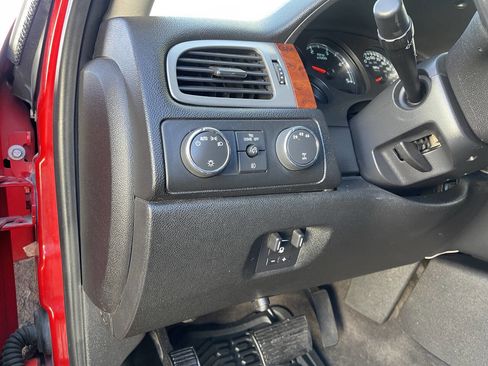 Used 2012 GMC Sierra 2500 SLT w/ SLT Convenience Package image 16