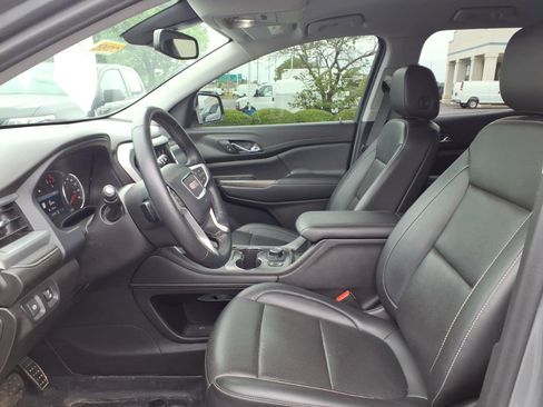 Used 2023 GMC Acadia SLT AWD/4WD image 25