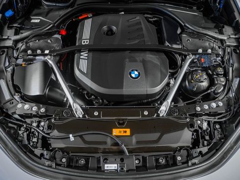 Used 2025 BMW 750e xDrive image 20