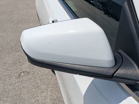 Used 2024 Chevrolet Equinox LT FWD image 11