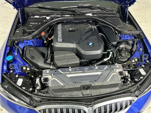 Used 2025 BMW 330i xDrive Sedan w/ M Sport Package image 18