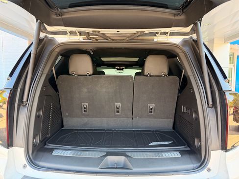 Used 2023 Chevrolet Tahoe High Country w/ Premium Package image 20