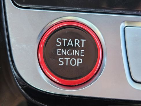 Used 2022 Audi SQ8 Prestige w/ Prestige Package image 65