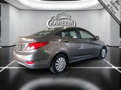 Used 2017 Hyundai Accent SE image 5