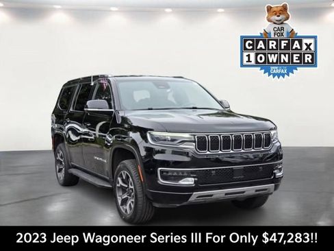 Used 2023 Jeep Wagoneer Series III w/ Preferred Equipment Group AWD/4WD image 1