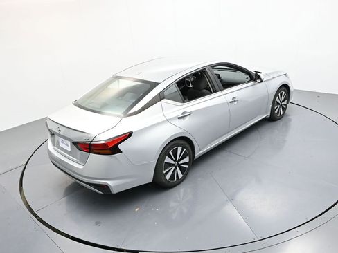 Used 2022 Nissan Altima 2.5 SV image 23