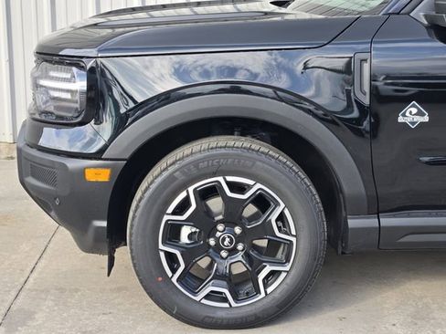 New 2025 Ford Bronco Sport Outer Banks w/ Outer Banks Tech Package+ image 8