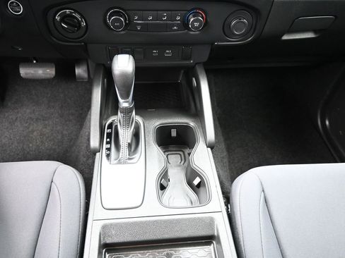 Used 2023 Nissan Frontier S w/ Tow Package image 14