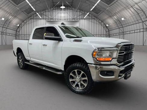 Used 2020 RAM 2500 Big Horn w/ Level 1 Equipment Group AWD/4WD image 8