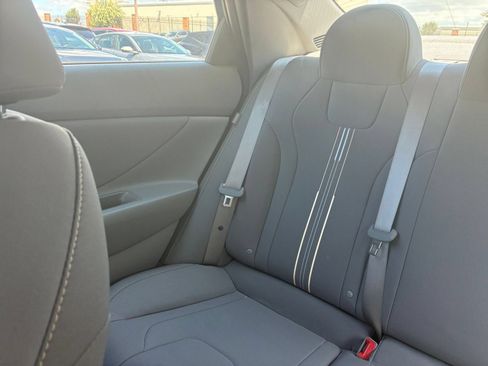 Used 2026 Hyundai Elantra Sport FWD image 34