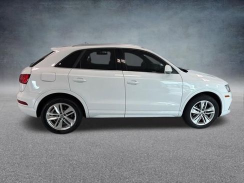 Used 2016 Audi Q3 2.0T Premium Plus w/ Technology Package image 6