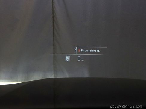 New 2026 BMW 530i xDrive w/ Premium Package image 18