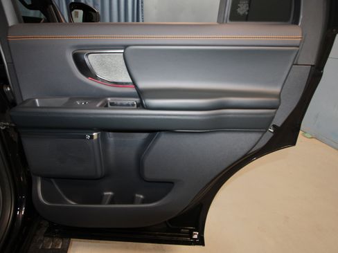 New 2026 Ford Expedition Tremor image 23