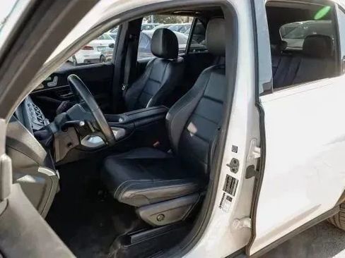 Used 2022 Mercedes-Benz GLE 350 4MATIC w/ Premium Package image 39