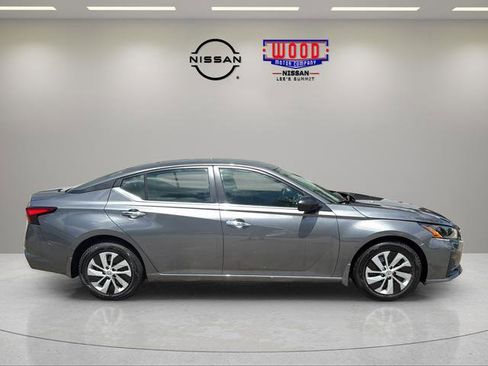 Certified 2025 Nissan Altima 2.5 S FWD image 2