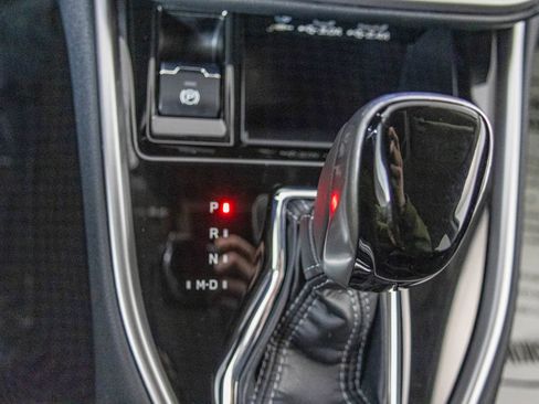 Used 2025 Subaru Outback Premium w/ Popular Package #1A image 22