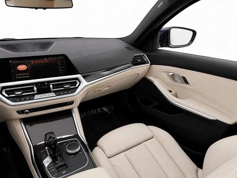 Used 2020 BMW 330i xDrive Sedan w/ Convenience Package AWD/4WD image 13
