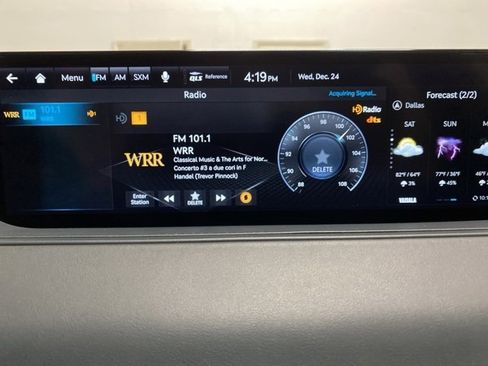 Used 2024 Genesis G80 image 46