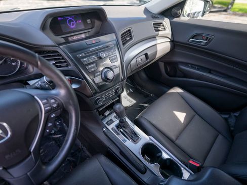 Used 2014 Acura ILX w/ Premium Package FWD image 33