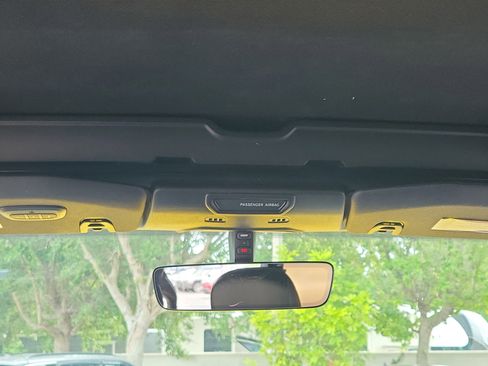 Used 2018 Jeep Wrangler Unlimited Sahara AWD/4WD image 20