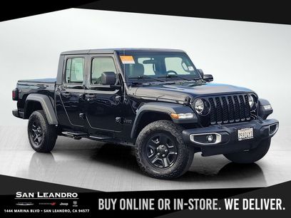 Certified 2023 Jeep Gladiator Sport