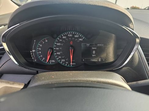 Used 2021 Chevrolet Trax LT w/ LT Convenience Package FWD image 23