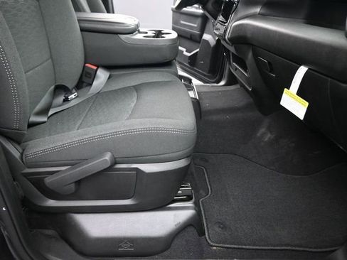 New 2026 RAM 2500 Tradesman AWD/4WD image 23